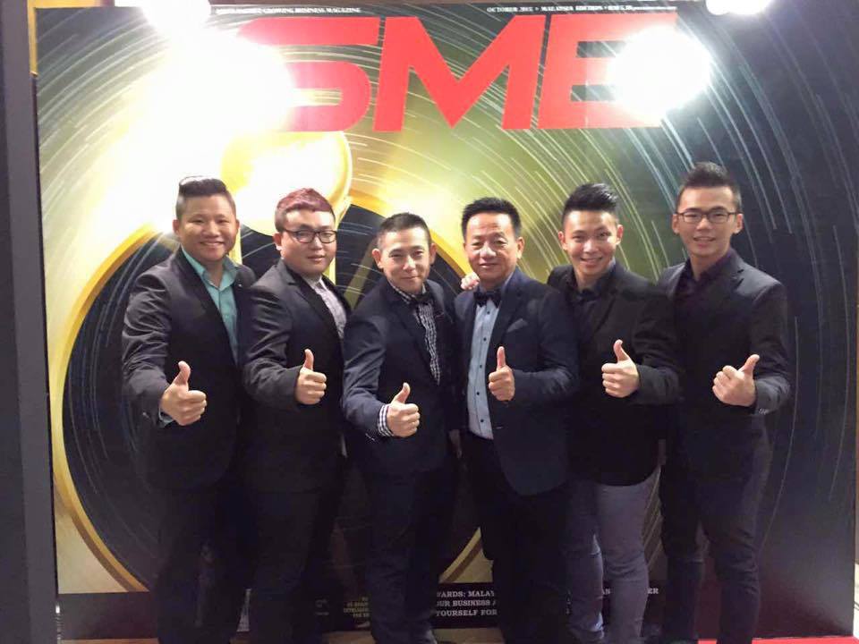 EE Jia Housewares (M) Sdn. Bhd SME 100 Awards 2015 - Fast Moving Companies.